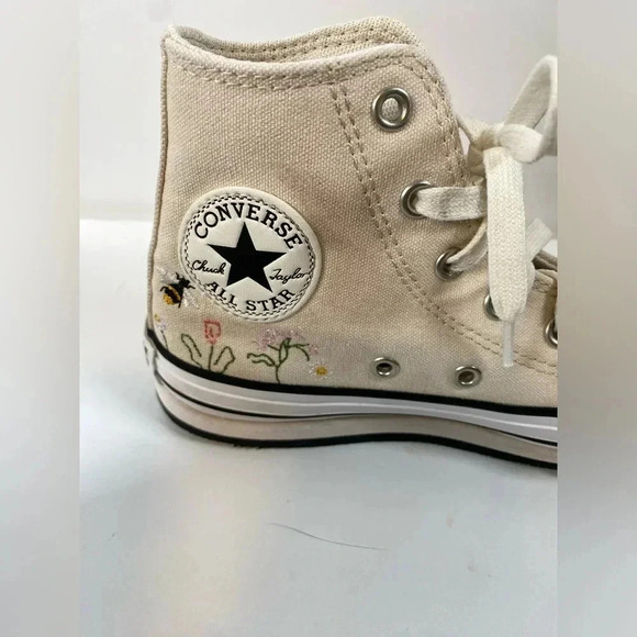 Converse Chuck Taylor All Star Lift Platform Hightops Floral Embroidery - Ivory - Picture 3 of 14